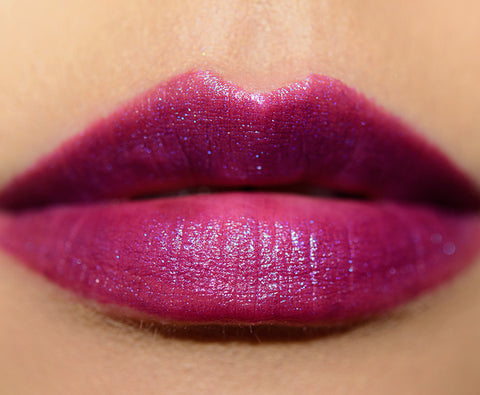 rossetto Mac Cosmetics Frost Lipstick 321 MODEL BEHAVIOUR