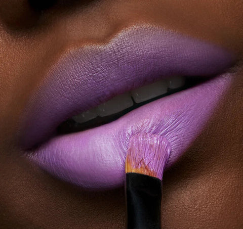 rossetto Mac Cosmetics Love Me Lipstick 413 LET THEM EAT CAKE!