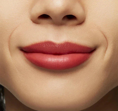 rossetto Mac Cosmetics Love Me Lipstick 430 MOM, I AM A RICH MAN