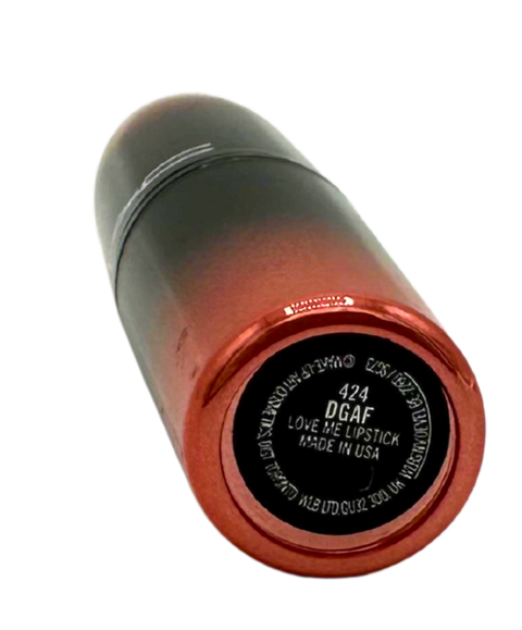rossetto Mac Cosmetics Love Me Lipstick 424 DGAF