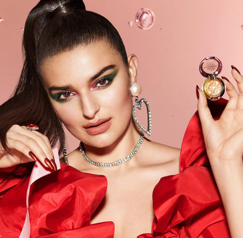 rossetto Mac Cosmetics Lustreglass Sheer Shine Lipstick Bubbles & Bows I'VE BEEN NAUGHTY!