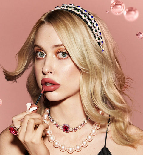 rossetto Mac Cosmetics Lustreglass Sheer Shine Lipstick Bubbles & Bows I'VE BEEN NAUGHTY!