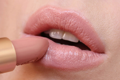 rossetto Mac Cosmetics Cremesheen Lipstick Mariah Carey MCIZZLE