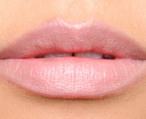 rossetto Mac Cosmetics Lustreglass Lipstick MAC 40 Anniversary Bring Backs Disney Cinderella ROYAL BALL