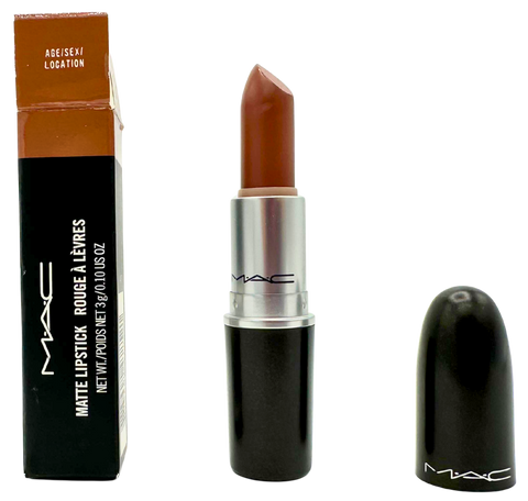 rossetto Mac Cosmetics Matte Lipstick MAC x Nicki Minaj AGE/SEX/LOCATION