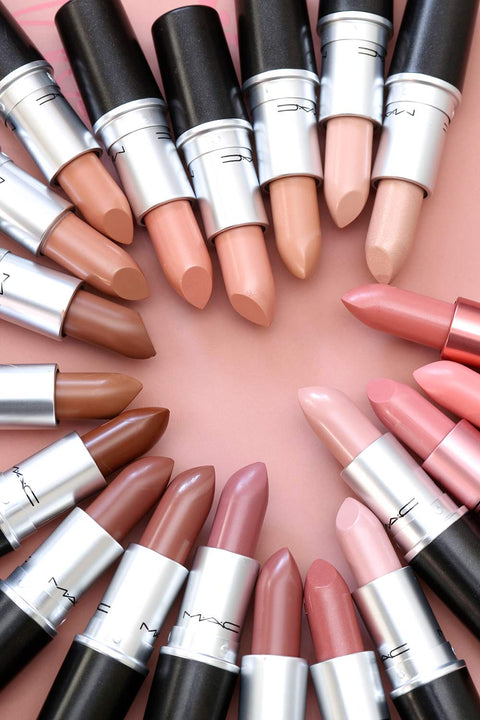 rossetto Mac Cosmetics Matte Lipstick Nicki Minaj A GIRL'S GOT NEEDS