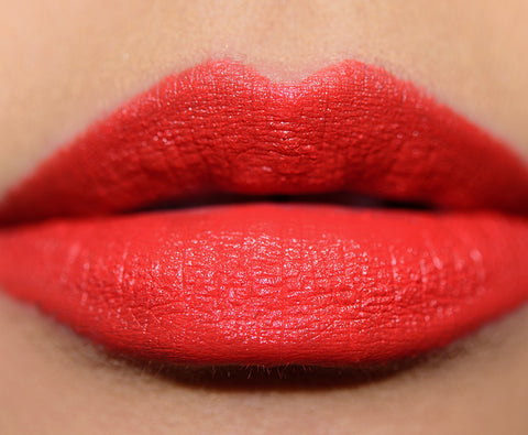 rossetto Mac Cosmetics Matte Lipstick Chromat AUGMENTED REALITY