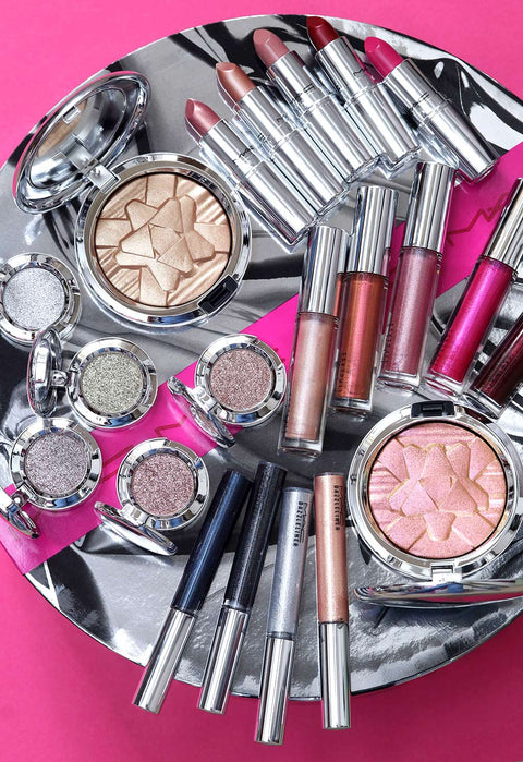 rossetto Mac Cosmetics Frost Lipstick Shiny Pretty Things A WINK OF PINK