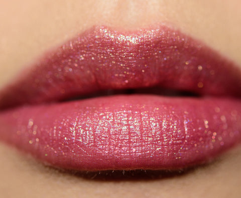 rossetto Mac Cosmetics Frost Lipstick Shiny Pretty Things A WINK OF PINK