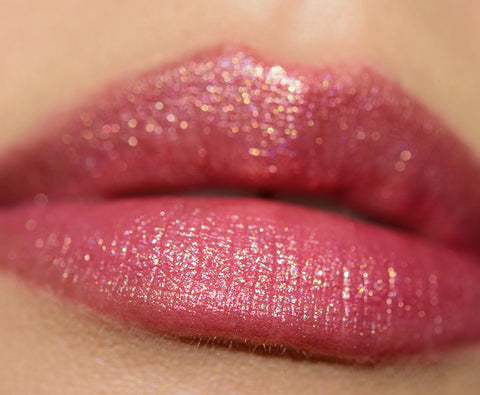rossetto Mac Cosmetics Frost Lipstick Shiny Pretty Things A WINK OF PINK