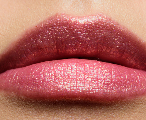 rossetto Mac Cosmetics Frost Lipstick Shiny Pretty Things A WINK OF PINK