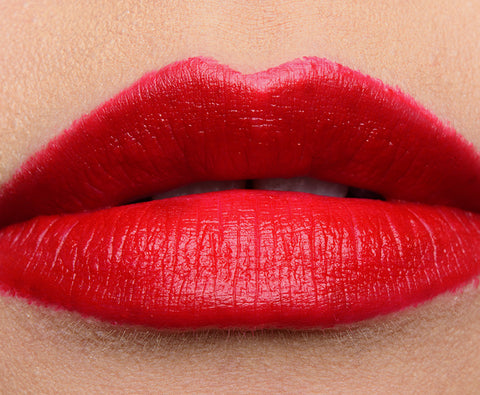 rossetto Mac Cosmetics Matte Lipstick Betty Boop RED