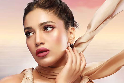rossetto Mac Cosmetics Powder Kiss Lipstick VIVA GLAM BHUMI PEDNEKAR
