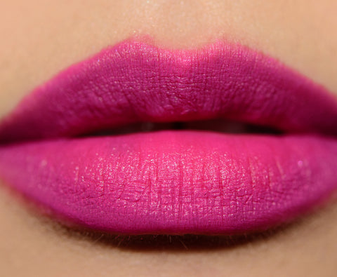 rossetto Mac Cosmetics Matte Lipstick Colour Rocker BREATHING FIRE