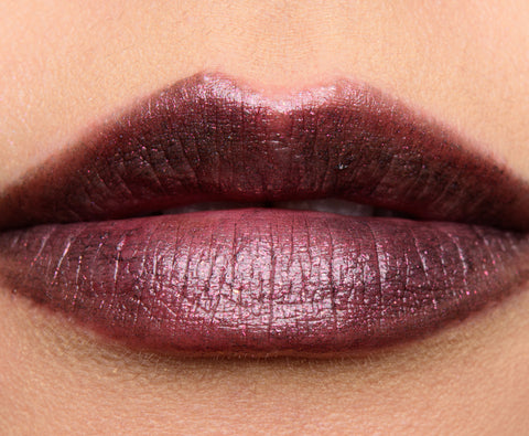 rossetto Mac Cosmetics Frost Lipstick Star Trek KLING-IT-ON