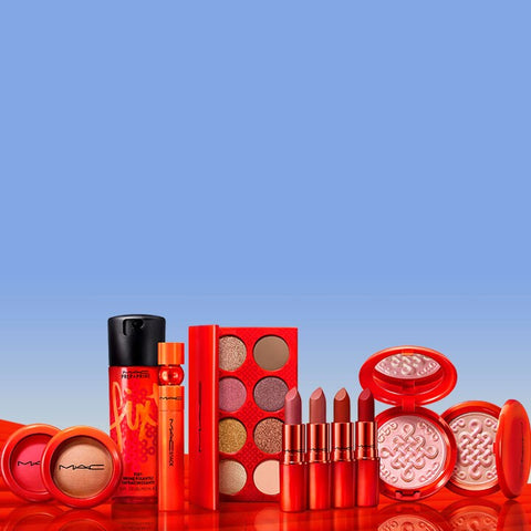 rossetto Mac Cosmetics Matte Lipstick Mac Lucky Red Lunar New Year LUCKY IN LOVE