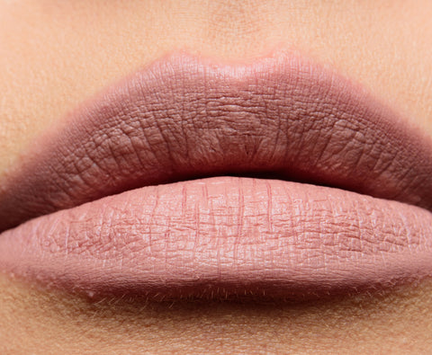 rossetto Mac Cosmetics Matte Lipstick 651 ACT NATURAL