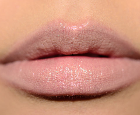 rossetto Mac Cosmetics Cremesheen Lipstick Mariah Carey BIT OF BUBBLY