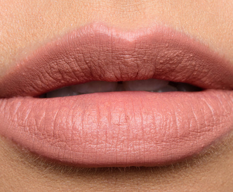rossetto Mac Cosmetics Liptensity Lipstick CLOUDS IN MY COFFEE