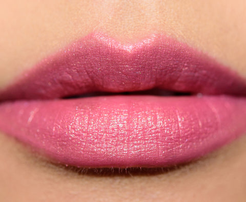 rossetto Mac Cosmetics Frost Lipstick 307 CREME DE LA FEMME