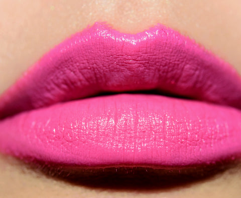 rossetto Mac Cosmetics Amplified Creme Lipstick 131 DO NOT DISTURB