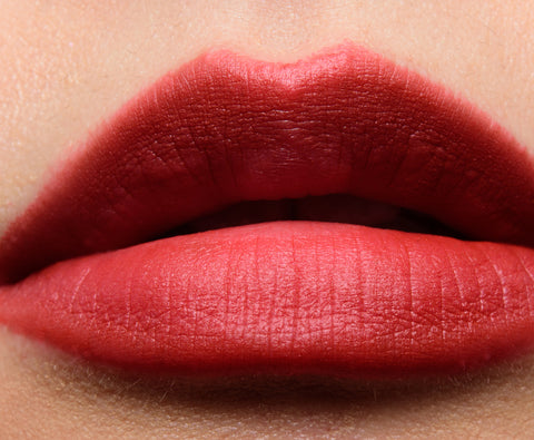 rossetto Mac Cosmetics Powder Kiss Lipstick 926 DUBONNET BUZZ
