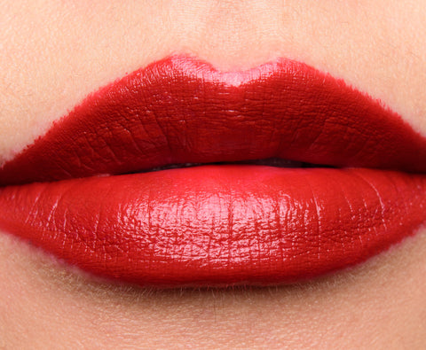 rossetto Mac Cosmetics Amplified Creme Lipstick 108 DUBONNET