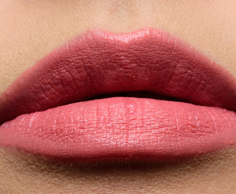 rossetto Mac Cosmetics Love Me Lipstick 402 FRENCH SILK