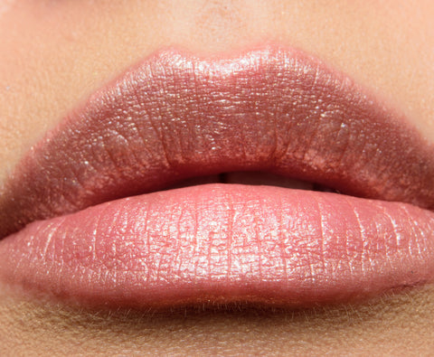 rossetto Mac Cosmetics Kiss Of Stars Lipstick Starring You GOLD STAR!