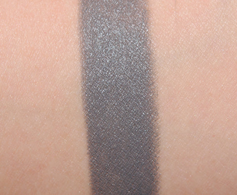 rossetto Mac Cosmetics Matte Lipstick Future Forward HALSEY