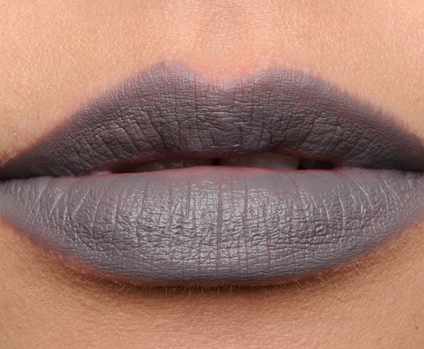 rossetto Mac Cosmetics Matte Lipstick Future Forward HALSEY