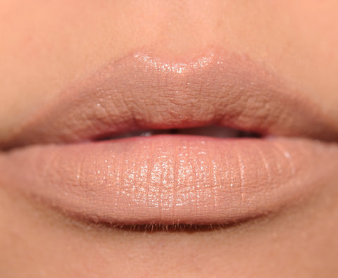 rossetto Mac Cosmetics Cremesheen Lipstick Veluxe à Trois HOW TROPICAL