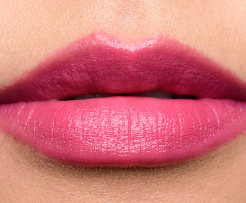 rossetto Mac Cosmetics Lustre Lipstick 516 PLUMFUL