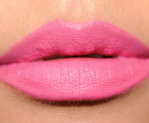 rossetto Mac Cosmetics Matte Lipstick SILLY