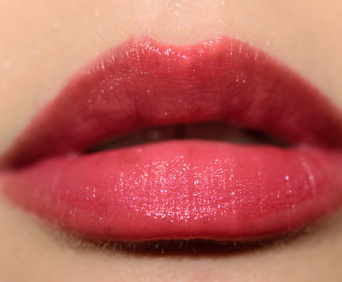 rossetto Mac Cosmetics Lustre Lipstick Frosted Firework #SNOWFILTER