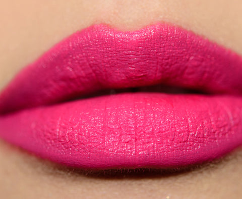 rossetto Mac Cosmetics Matte Lipstick Boom Boom Bloom TSK TSK!