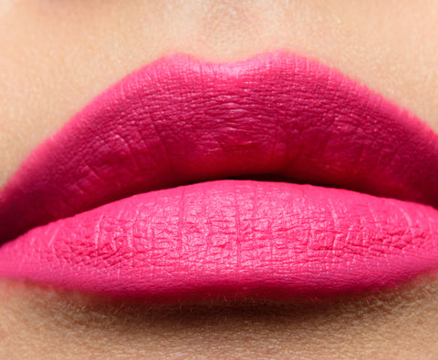 rossetto Mac Cosmetics Matte Lipstick Boom Boom Bloom TSK TSK!