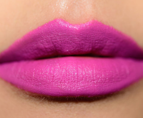 rossetto Mac Cosmetics Matte Lipstick VIVA GLAM ARIANA GRANDE 2