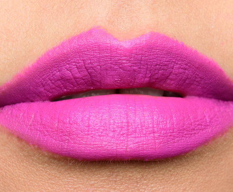 rossetto Mac Cosmetics Matte Lipstick VIVA GLAM ARIANA GRANDE 2