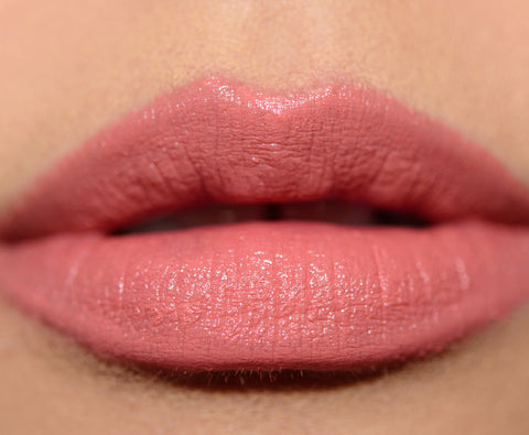 rossetto Mac Cosmetics Amplified Creme Lipstick Nicki Minaj NICKIS'S NUDE