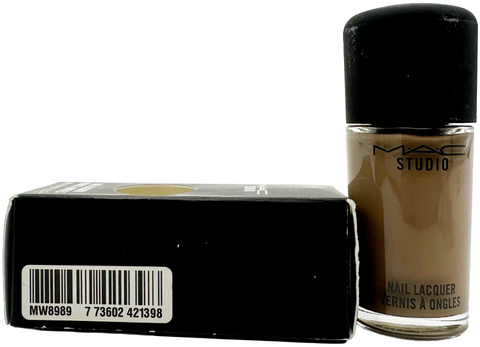 smalto Mac Cosmetics Studio Nail Lacquer RACK 'EM UP