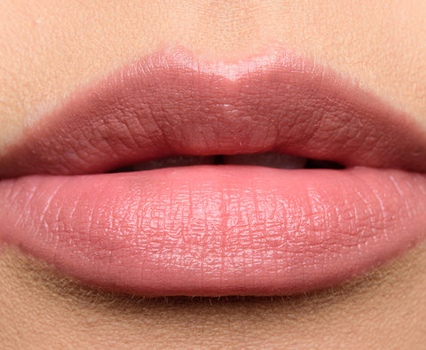 rossetto Mac Cosmetics Cremesheen Lipstick Caitlyn Jenner ROCKIT!