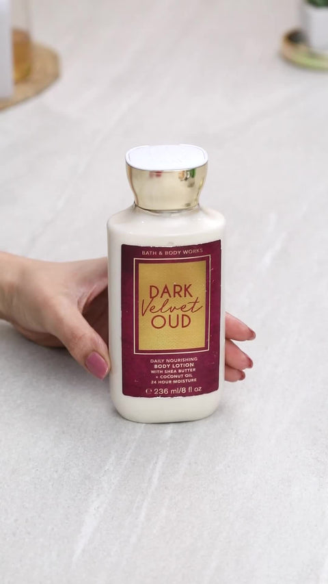 latte corpo nutriente quotidiano Bath & Body Works Dark Velvet Oud 236 ml